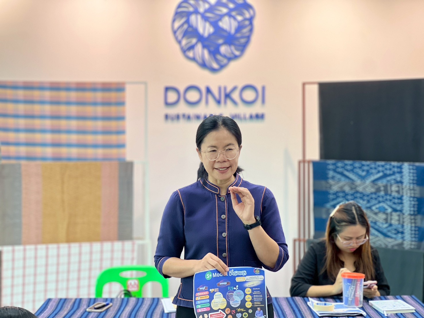 พช.กุดบาก : ร่วมขับเคลื่อนการดำเนินงาน 5+1 ประเด็นเน้นย้ำของกรมการพัฒนาชุมชน